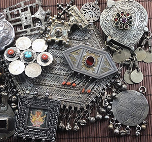 handcrafted handmade jewelruy