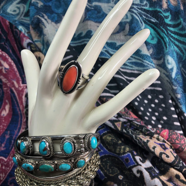 Old Navajo Silver and Coral Ring - Image 8