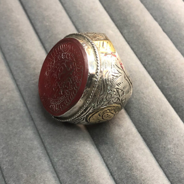 Yemen Carved Carnelian Silver Ring with Brass - Image 14