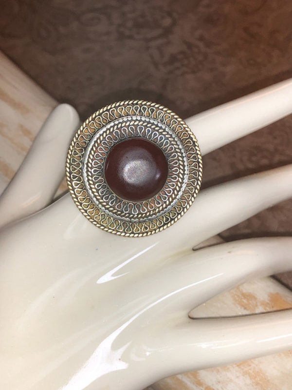 Silver Agate Bold Round Ring - Image 2