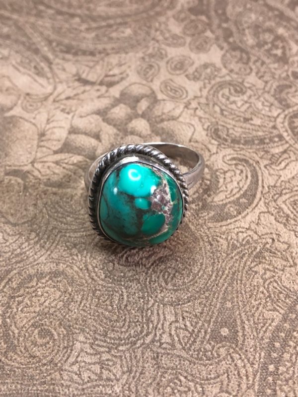 Bisbee Blue Turquoise Navajo Ring - Image 2