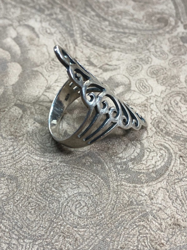 Vintage Silver Artisan Ring - Image 4