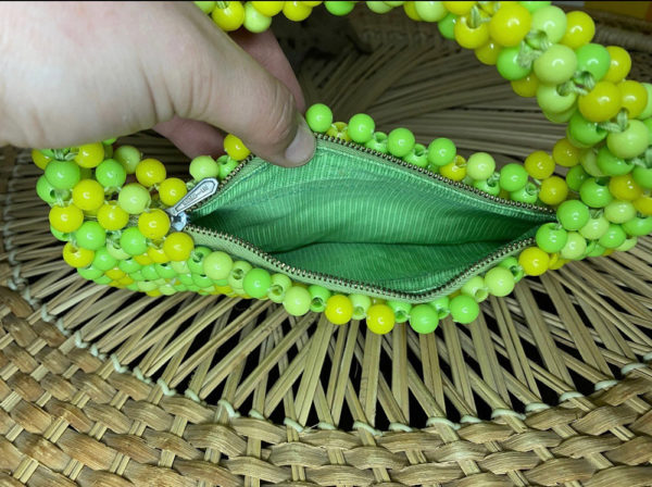 Retro Green and Yellow Beaded Purse - Image 6