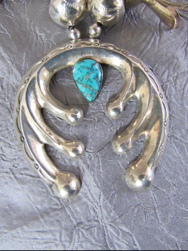 Beautiful Navajo Squash Blossom Necklace - Image 5
