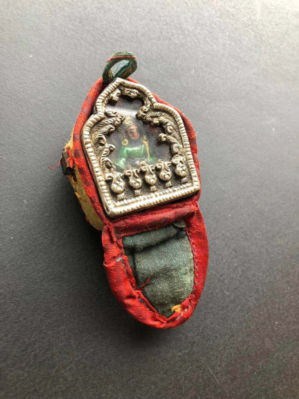 Very Special Small Tibetan or Mongolian Ga'u Box with Custom Bag - Image 3