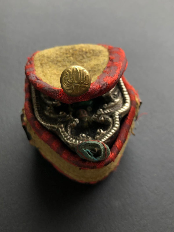 Very Special Small Tibetan or Mongolian Ga'u Box with Custom Bag - Image 8