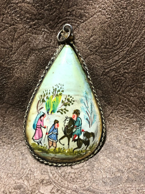 Hand-painted Persian Mother of Pearl Pendant - Image 3