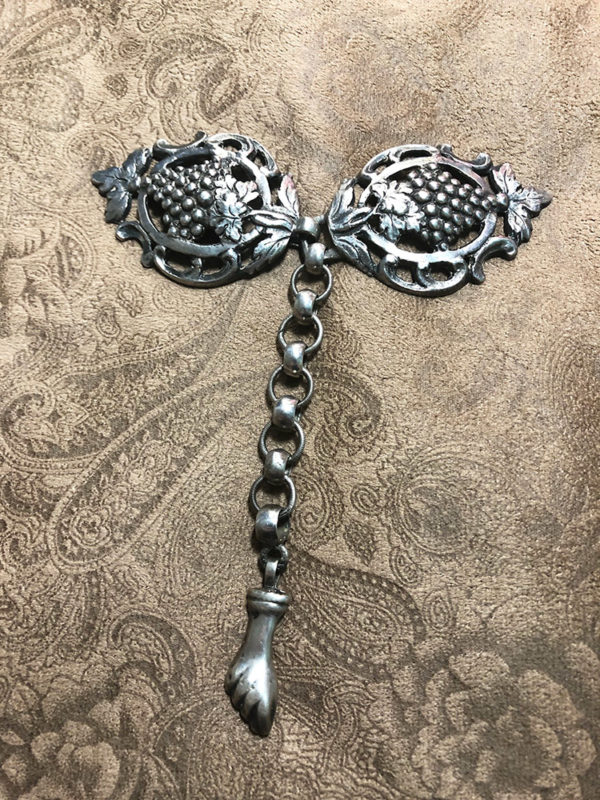 Lovely Silver Grapes Cloak Clasp and Pendant - Image 2