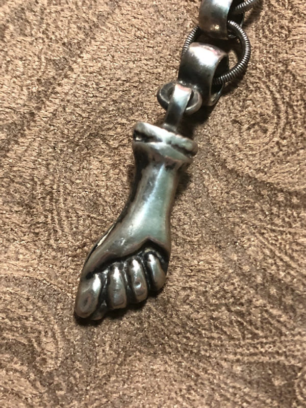 Lovely Silver Grapes Cloak Clasp and Pendant - Image 4