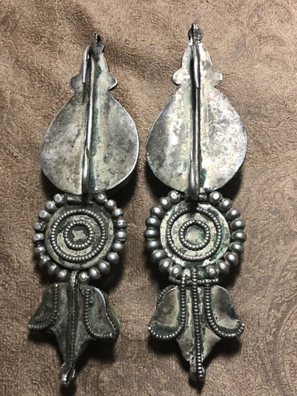 Impressive Antique Tibetan Earrings or Akor - Image 4