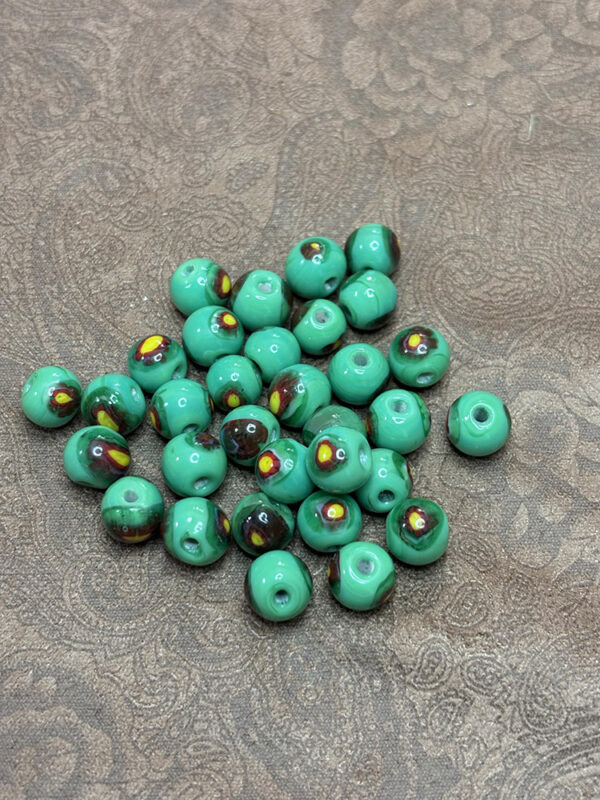 Vintage Green Beads - Image 2