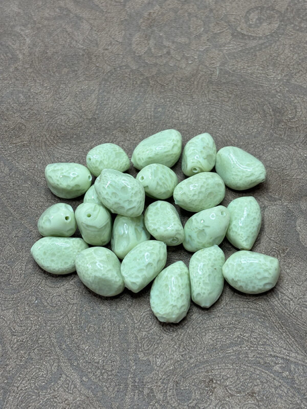 Vintage Venetian Mint Green Glass Beads - Image 2