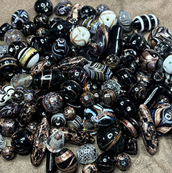 Black and White Venetian Mix