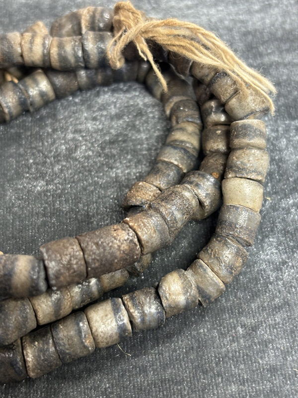 Vintage West African Krobo Beads - Image 3