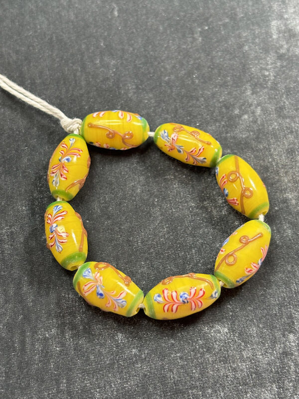 "Wedding Cake" Bead Short Strand - Image 2