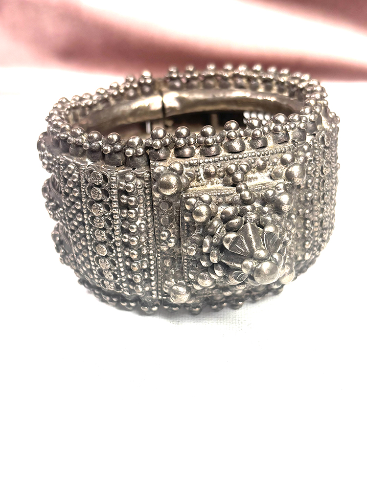 Rare Heavy Antique Silver Bracelet from Orissa/Odissa India - Image 3
