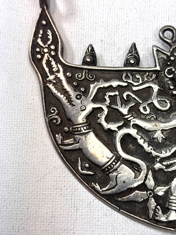 Gorgeous Silver Tanimbar Pendant - Image 2