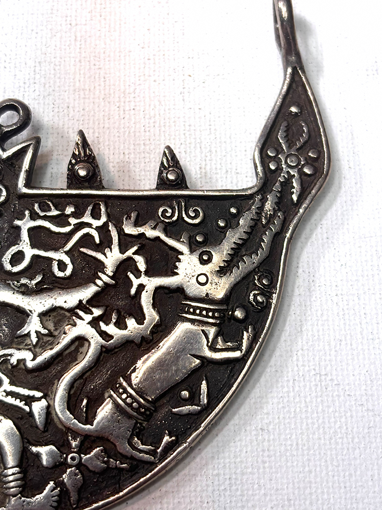 Gorgeous Silver Tanimbar Pendant - Image 4