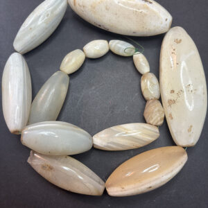 Beautiful Antique Fulani Agate Strand